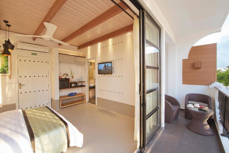 Crystal Sands Beach Hotel At Maafushi Eksteriør bilde