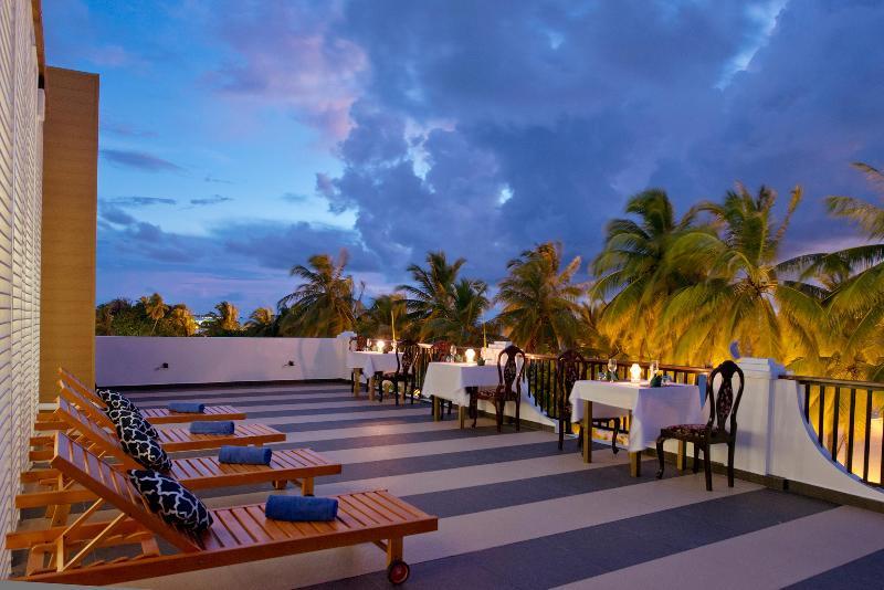 Crystal Sands Beach Hotel At Maafushi Eksteriør bilde